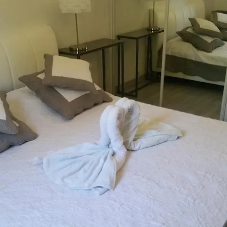 Mas Provencal 8 Pers, Air-conditioned Private Pool 앙티브